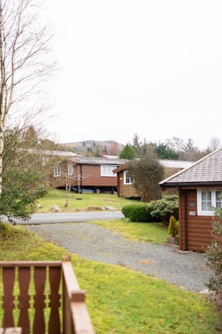 Cozy Norwegian Style Log Cabin In Rural Snowdonia - 2 Bedrooms & Parking By Seren Short Stays Ffestiniog Exterior photo