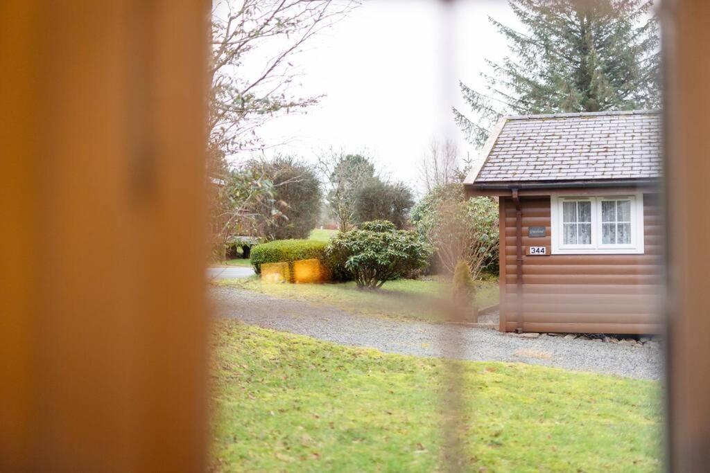 Cozy Norwegian Style Log Cabin In Rural Snowdonia - 2 Bedrooms & Parking By Seren Short Stays Ffestiniog Exterior photo