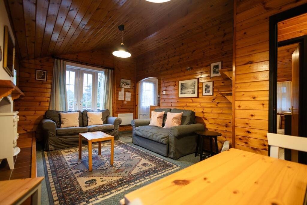 Cozy Norwegian Style Log Cabin In Rural Snowdonia - 2 Bedrooms & Parking By Seren Short Stays Ffestiniog Exterior photo